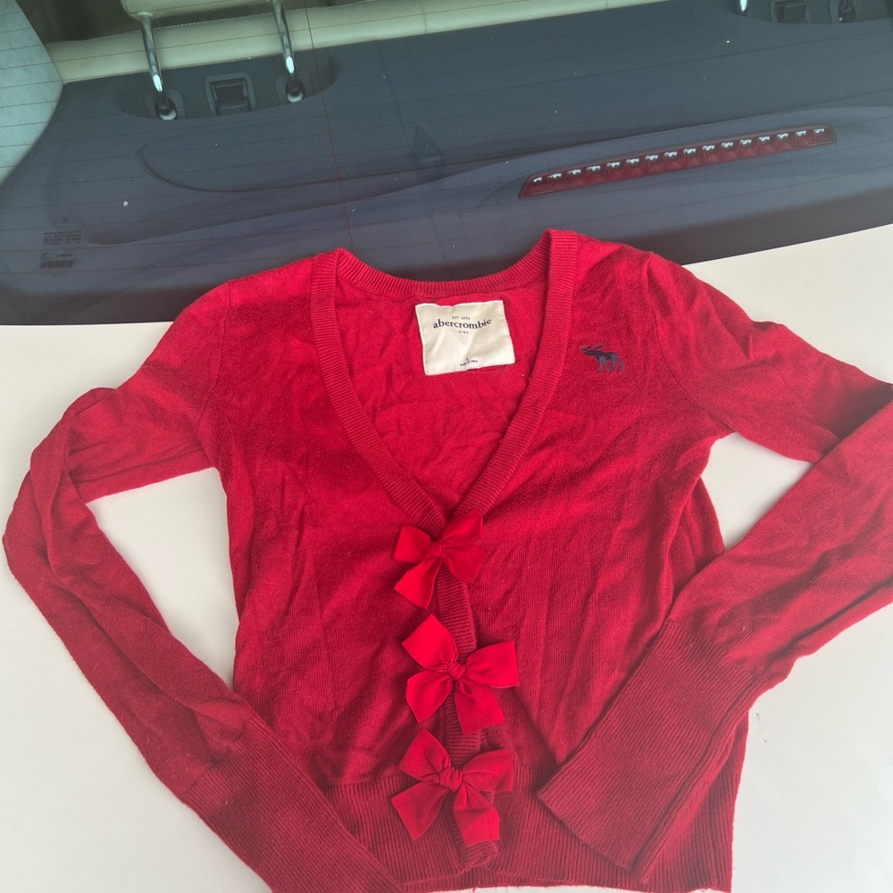 abercrombie red top